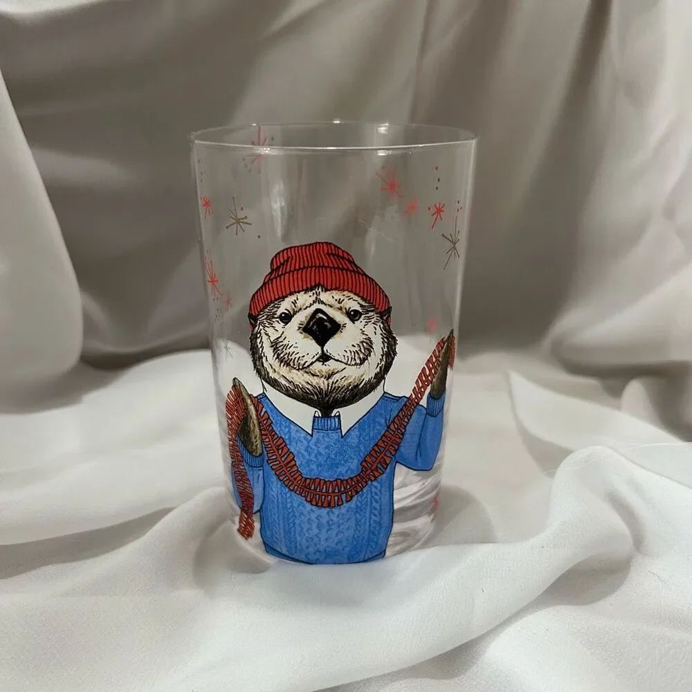 West End Dapper Otter Glass